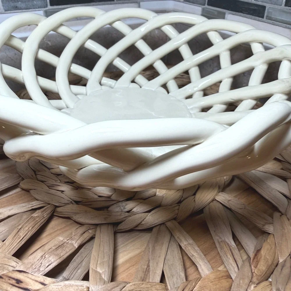 Casafina Portugal Cream Ceramic Woven Lattice Basket Bowl Medium Round 10
